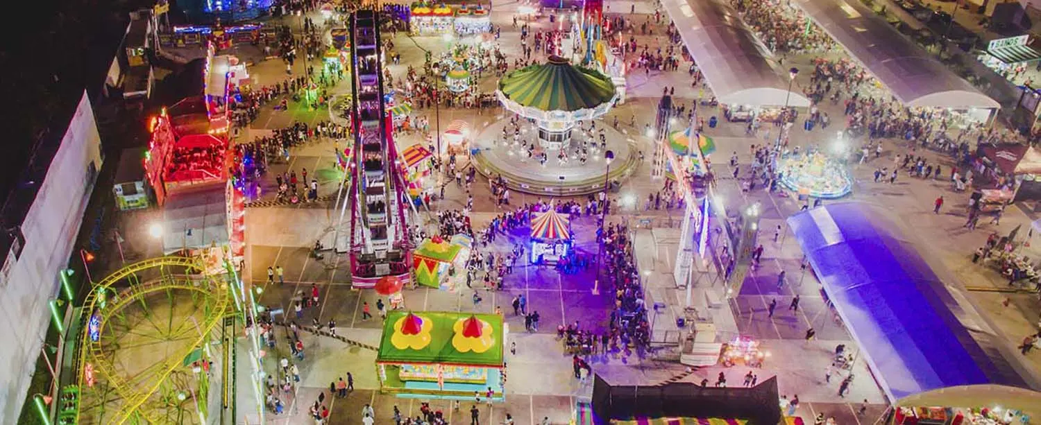 Vista Aérea de la Mega Feria Imperial de Acapulco